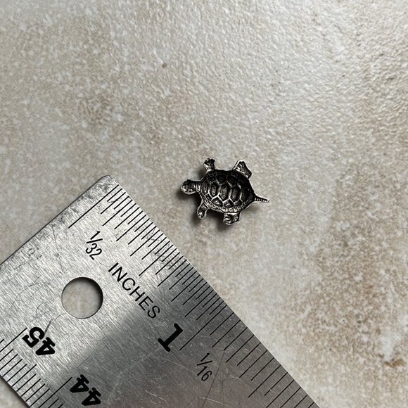 🌹 free w/purchase 100% brass turtle mini silver plated turtle - Picture 9 of 13